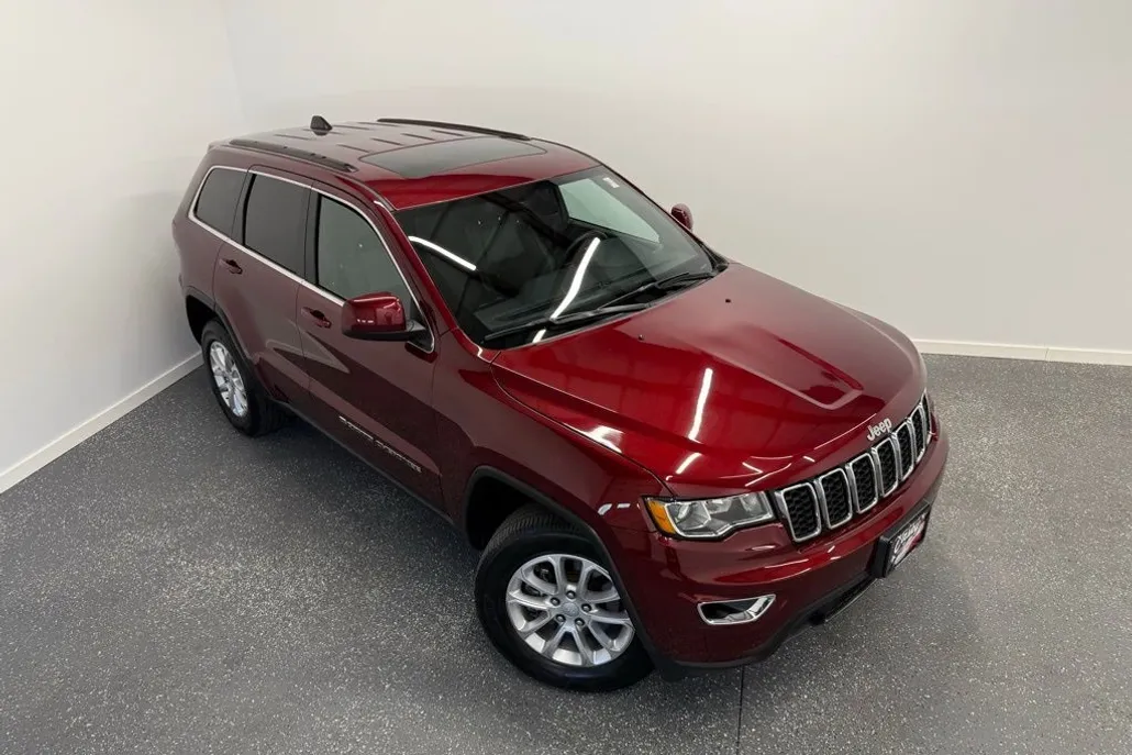 2022 Jeep Cherokee Laredo X photo 1