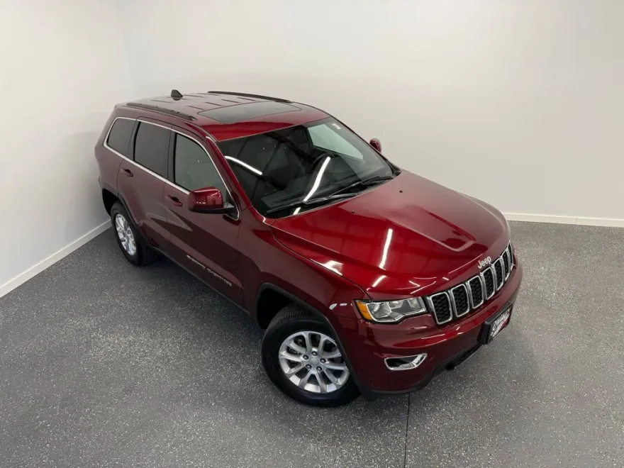 2022 Jeep Cherokee Laredo X photo 1