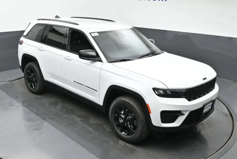2025 Jeep Grand Cherokee Altitude X photo 1