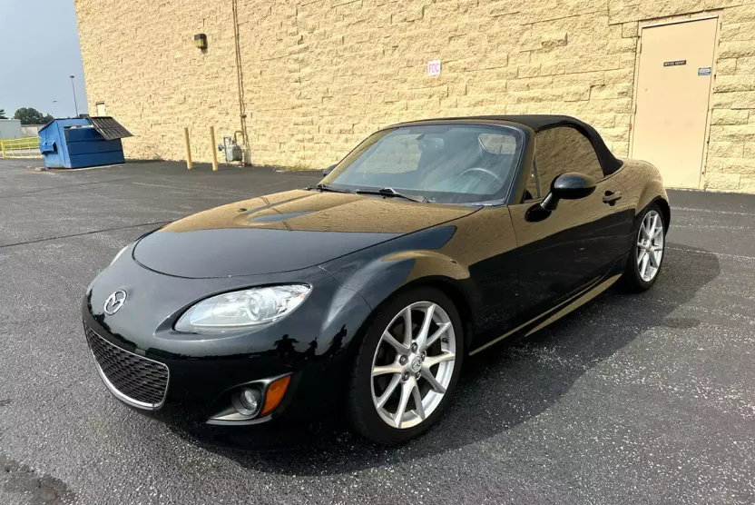 2010 Mazda MX-5 Miata Miata Grand Touring photo 1