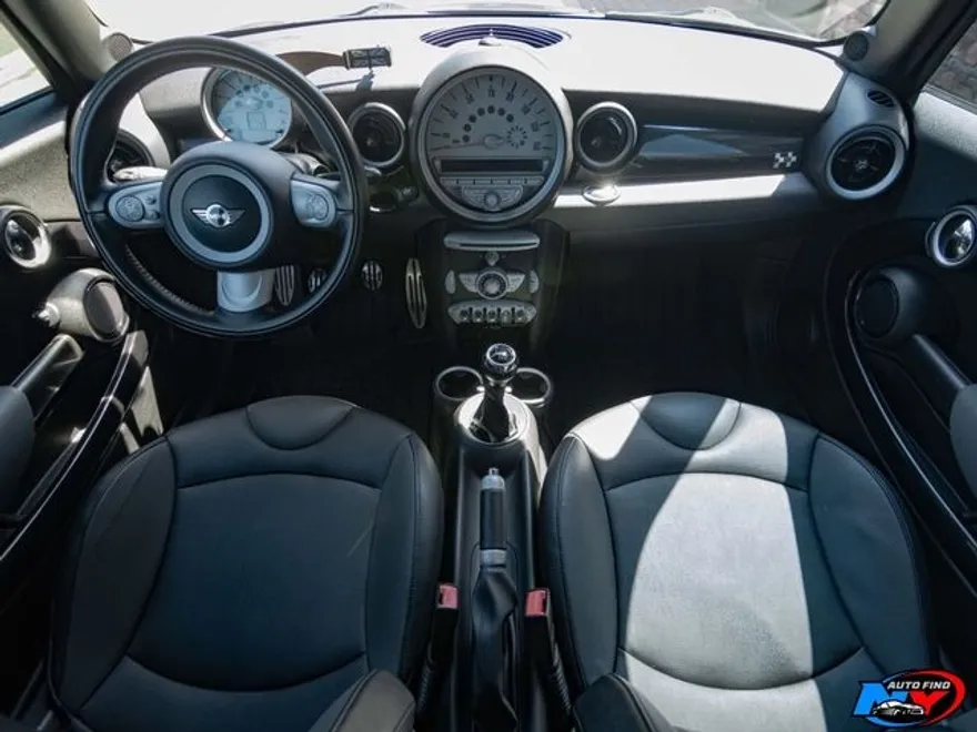 2009 Mini Cooper Hardtop John Cooper Works photo 1