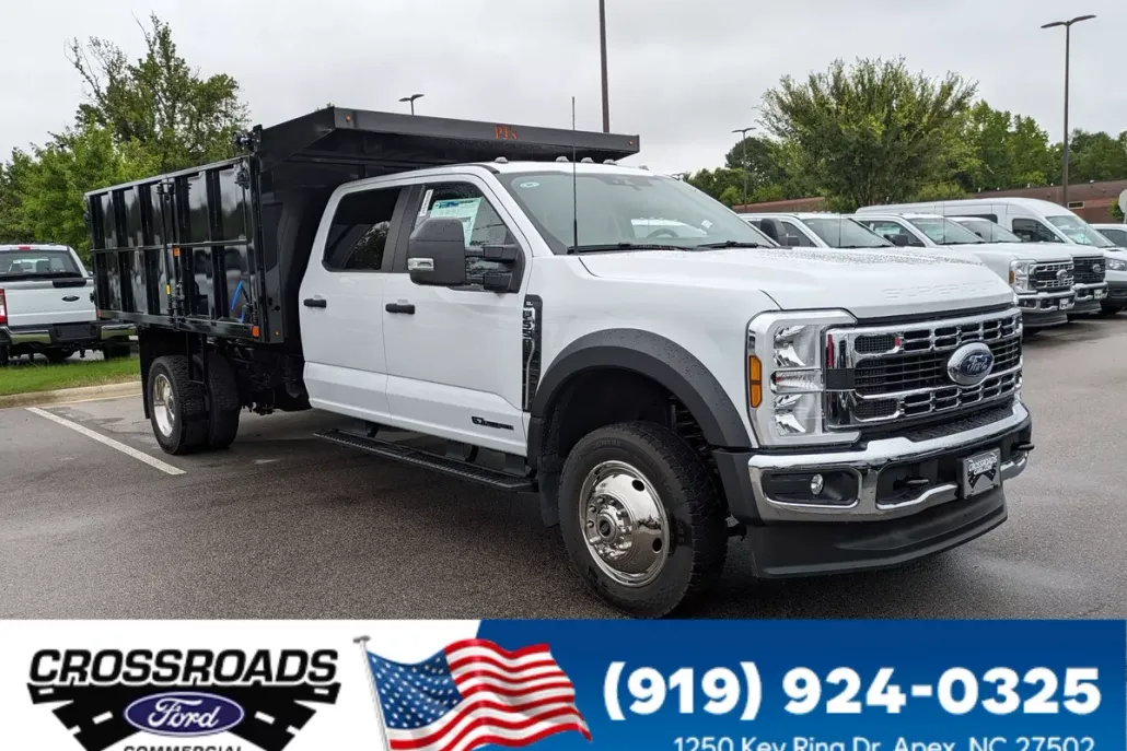 2025 Ford F-550 XL photo 1