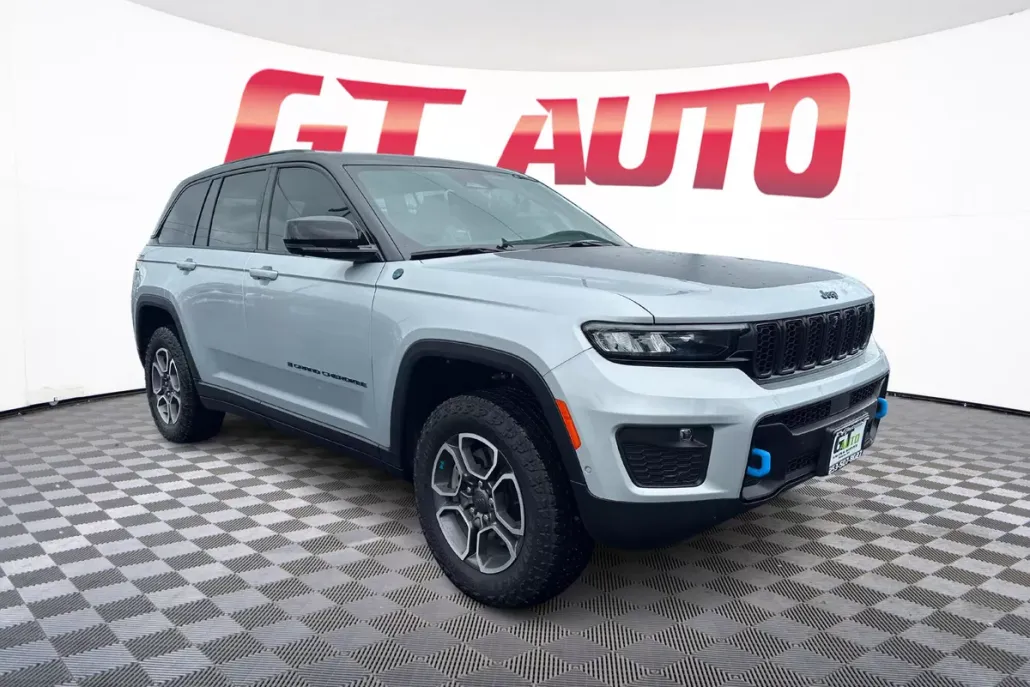 2023 Jeep Grand Cherokee Trailhawk Sport photo 1