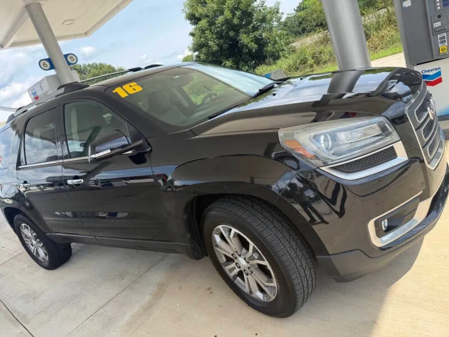 2016 Gmc Acadia SLT photo 1