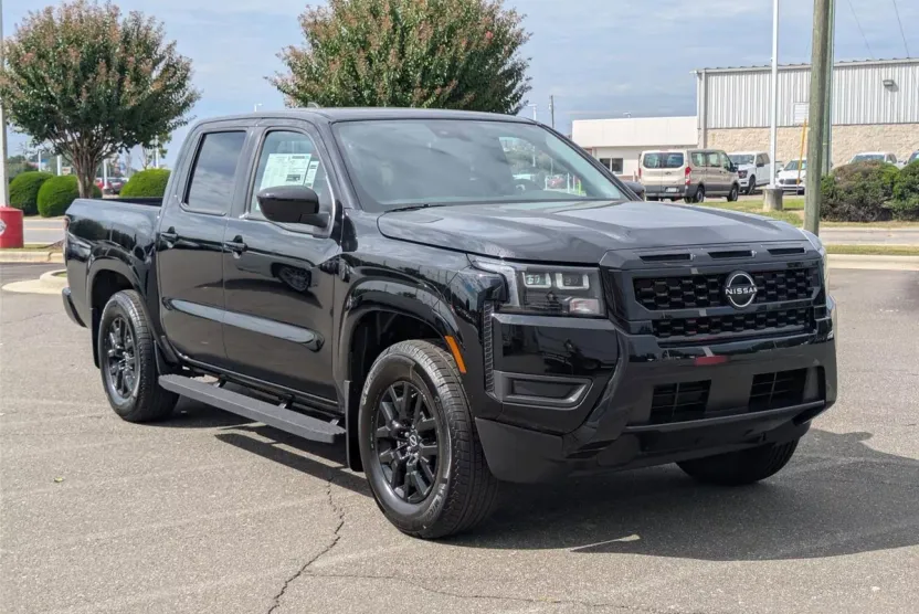2026 Nissan Frontier SV photo 1