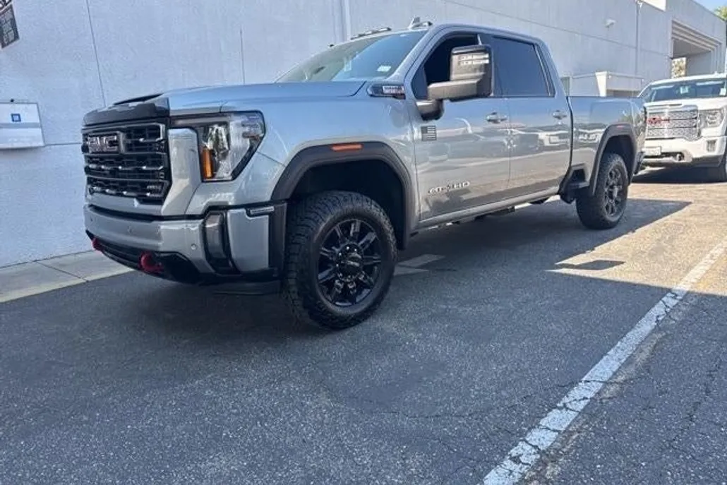 2024 Gmc Sierra 2500 HD AT4 photo 1
