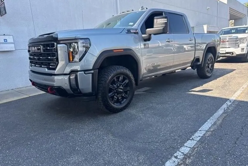 2024 Gmc Sierra 2500 HD AT4 photo 1