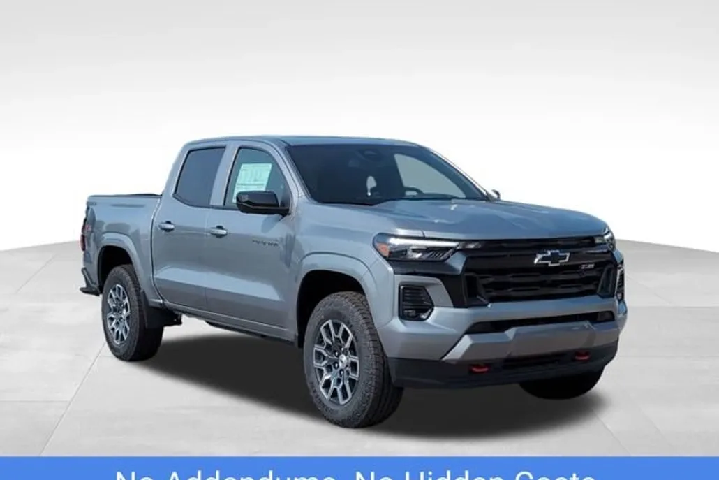 2025 Chevrolet Colorado Z71 photo 1