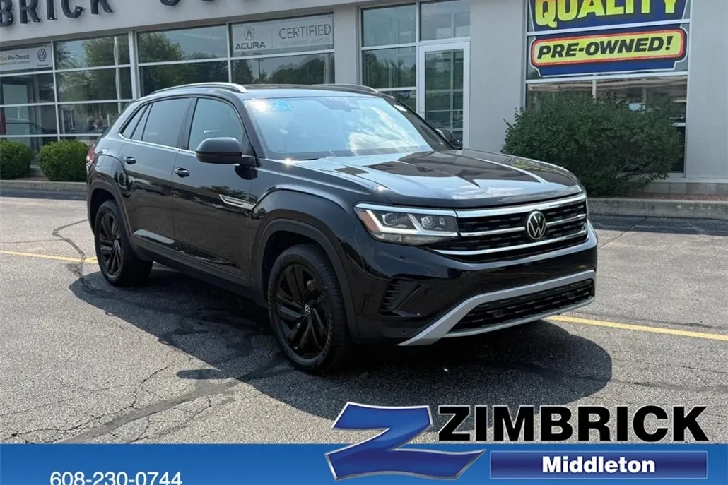 2022 Volkswagen Atlas Cross Sport V6 SE Technology photo 1