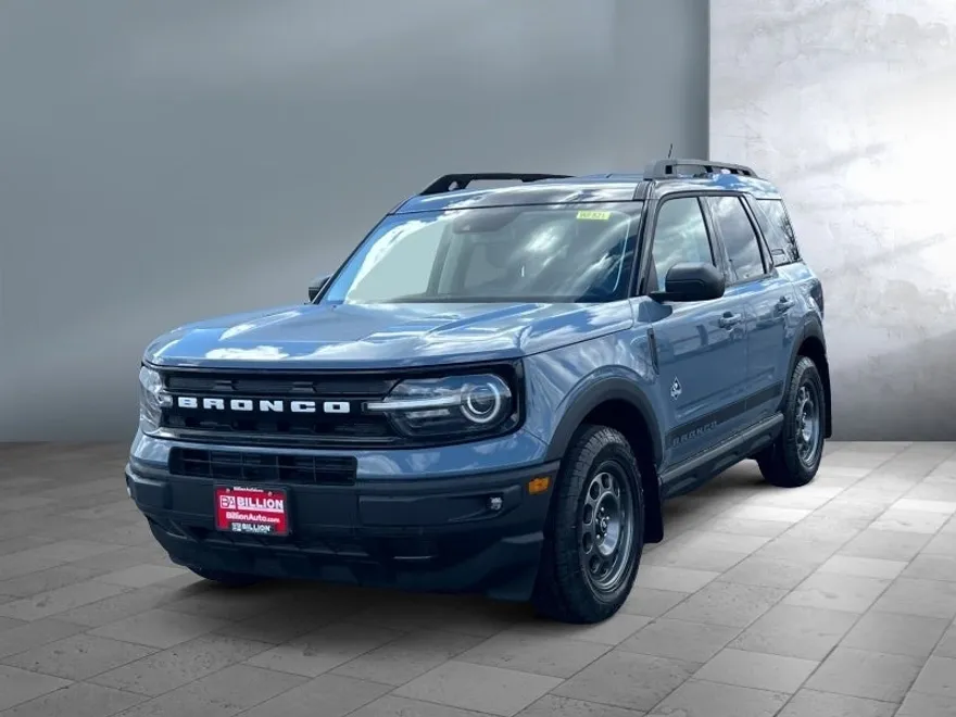 2024 Ford Bronco Sport Outer Banks photo 1