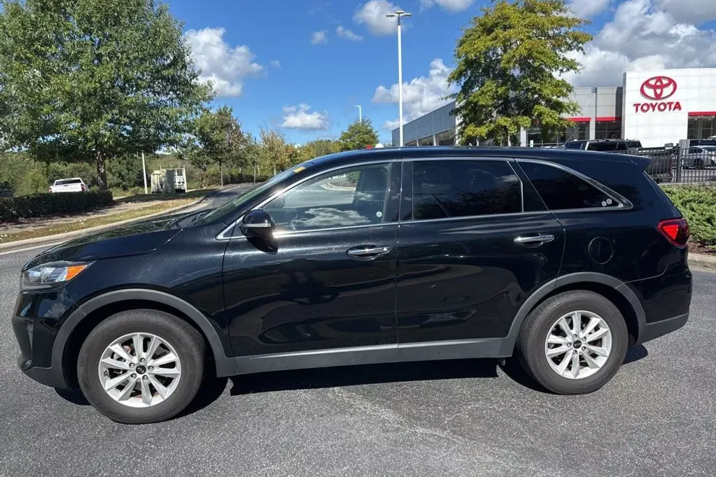 2019 Kia Sorento L photo 1