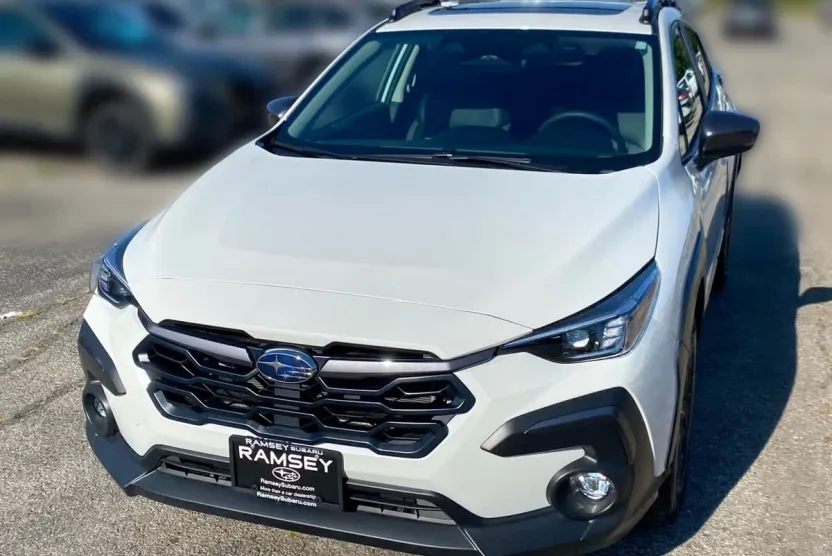2024 Subaru Crosstrek Limited photo 1