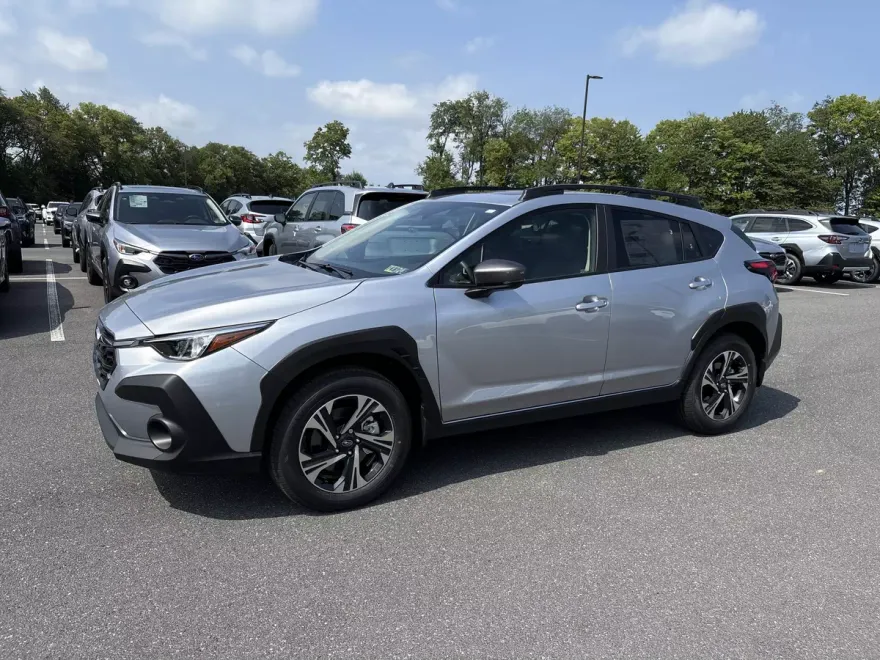 2025 Subaru Crosstrek Premium photo 1