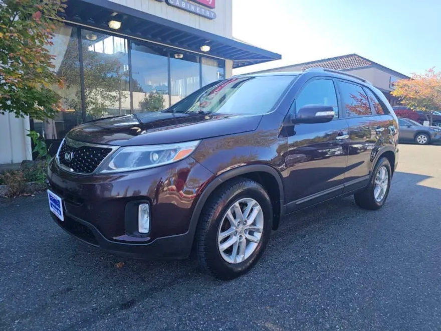 2014 Kia Sorento LX photo 1