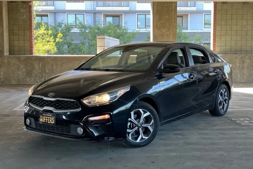 2019 Kia Forte FE LXS photo 1