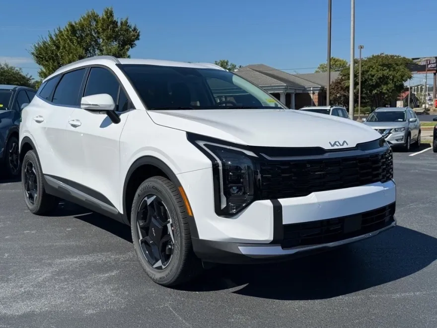 2026 Kia Sportage EX photo 1