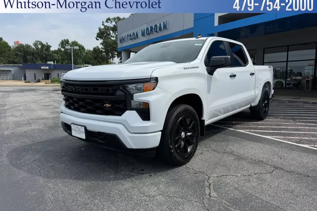 2024 Chevrolet Silverado 1500 Custom photo 1