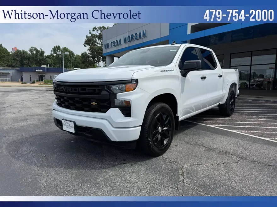 2024 Chevrolet Silverado 1500 Custom photo 1