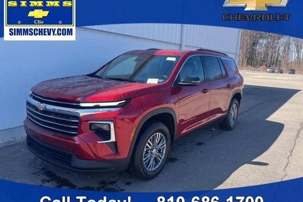 2025 Chevrolet Traverse photo 1