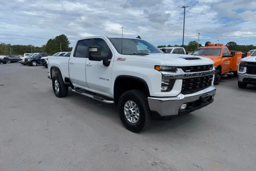 2021 Chevrolet Silverado 2500HD LT photo 1