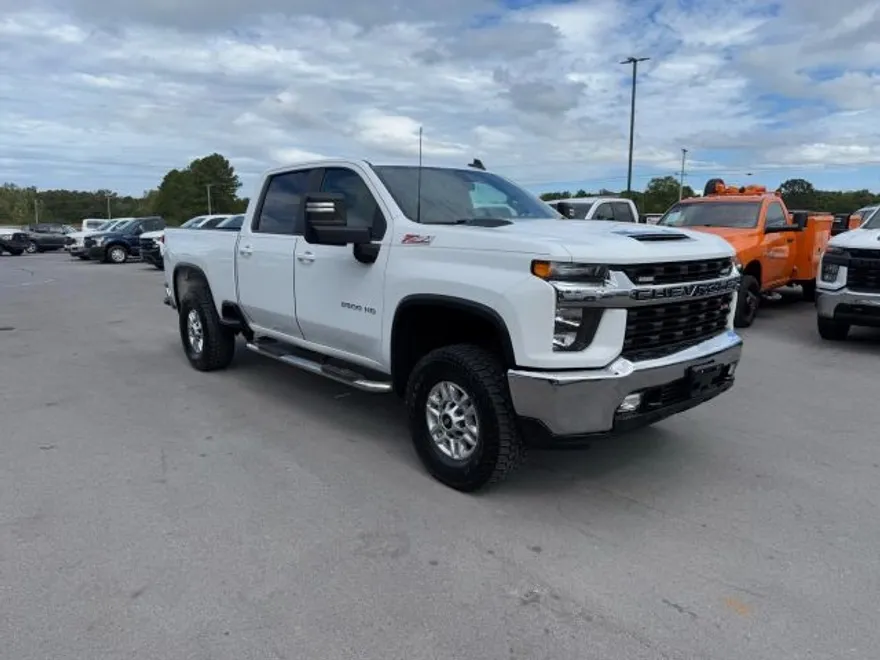 2021 Chevrolet Silverado 2500HD LT photo 1