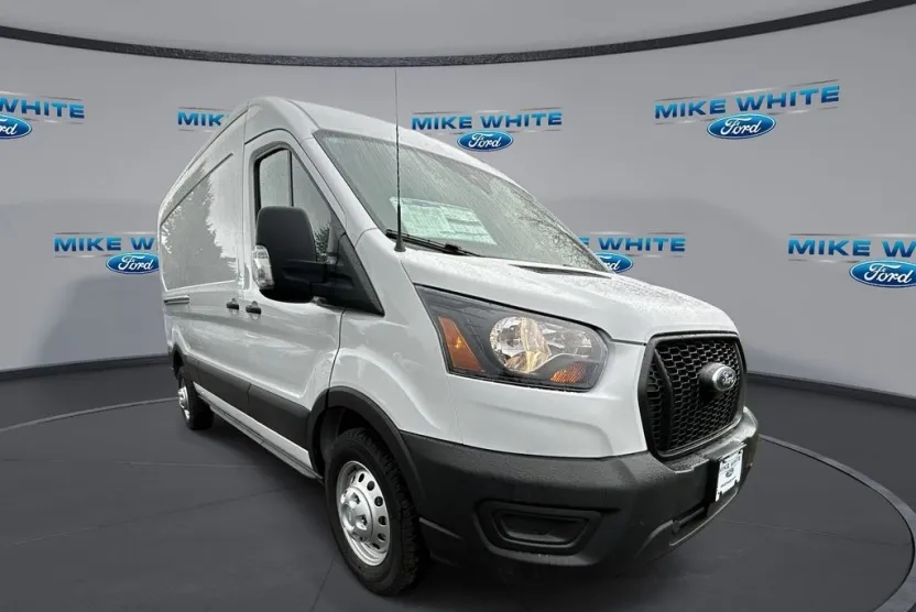 2025 Ford Transit photo 1