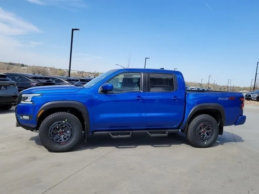 2025 Nissan Frontier PRO-4X photo 1