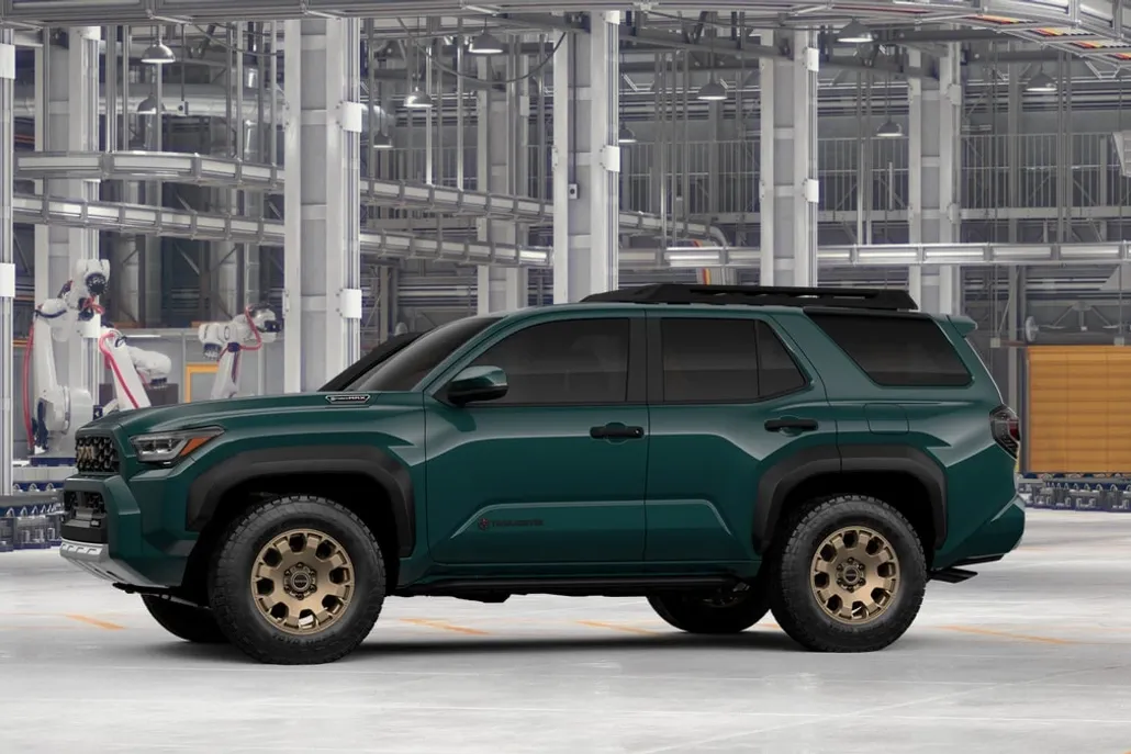 2025 Toyota 4Runner photo 1