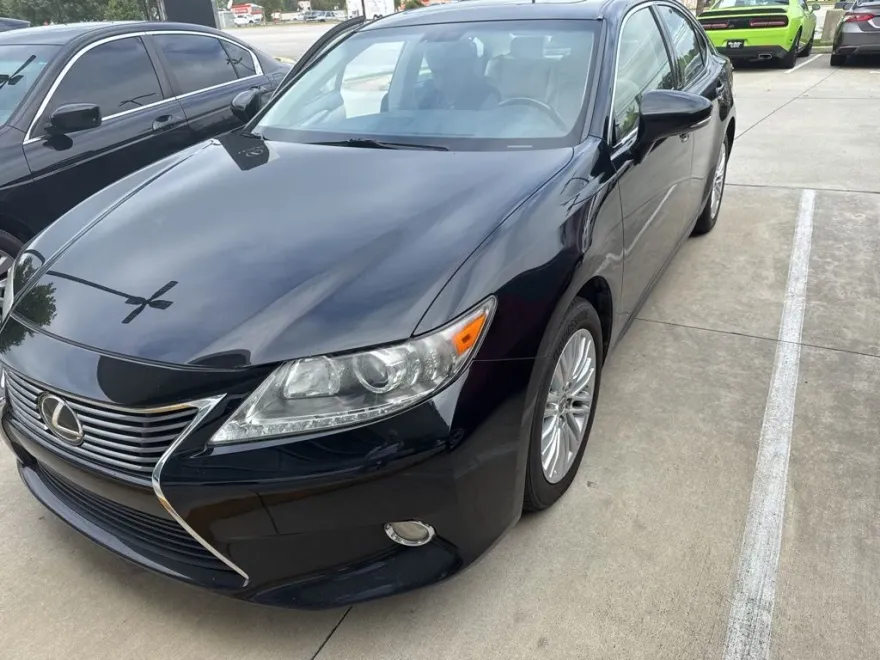2013 Lexus ES 350 photo 1