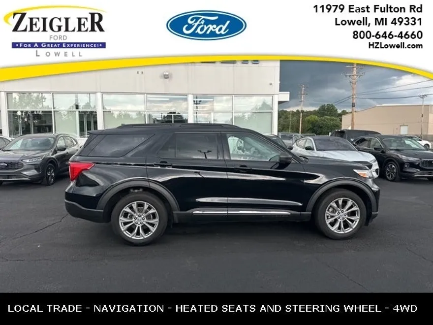 2023 Ford Explorer XLT photo 1