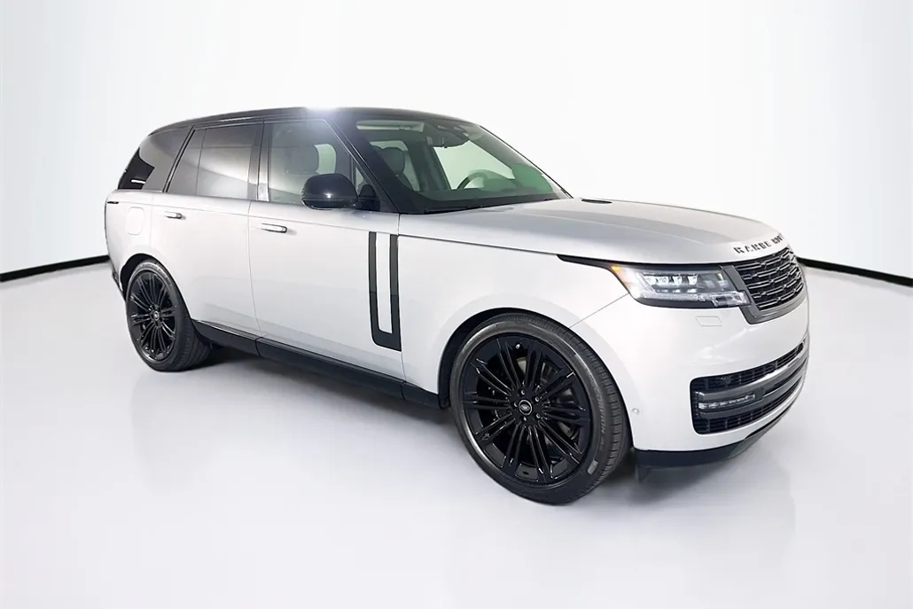 2025 Land Rover Range Rover SE photo 1