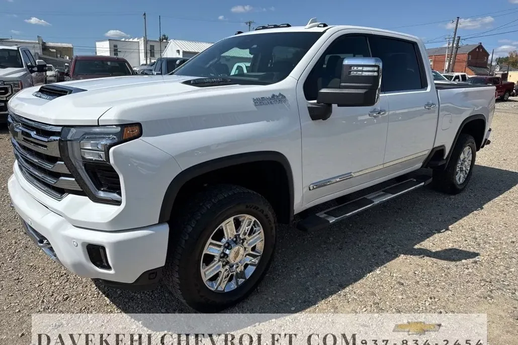 2024 Chevrolet Silverado 2500HD High Country photo 1