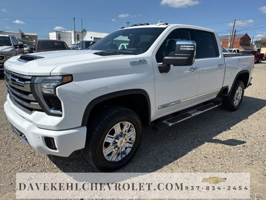 2024 Chevrolet Silverado 2500HD High Country photo 1
