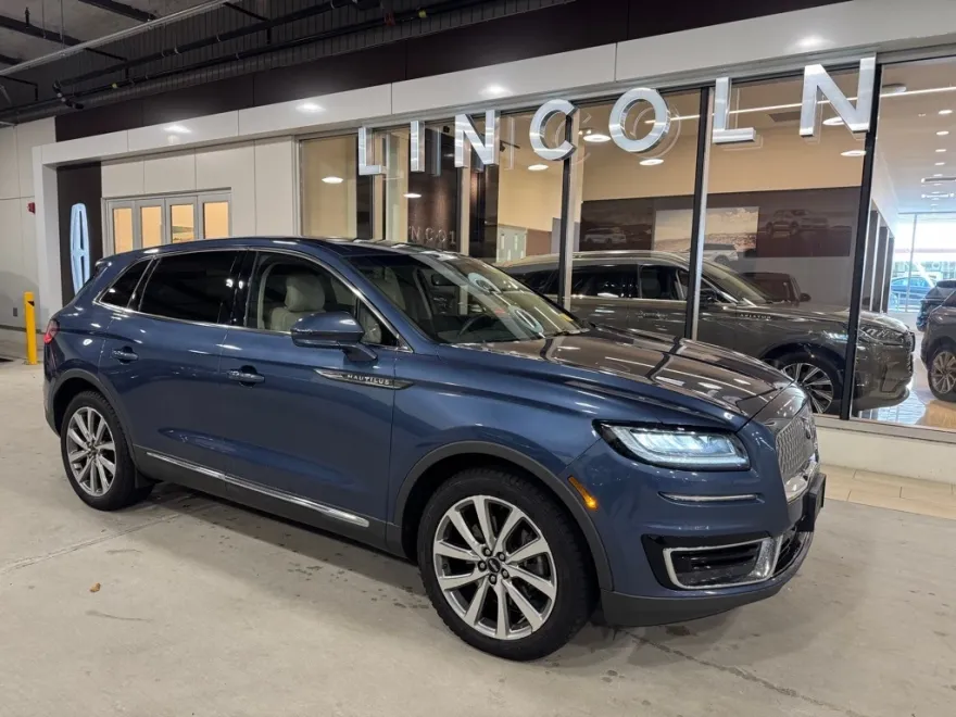 2019 Lincoln Nautilus Select photo 1