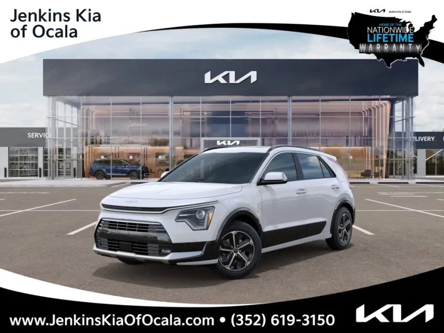 2025 Kia Niro SX photo 1