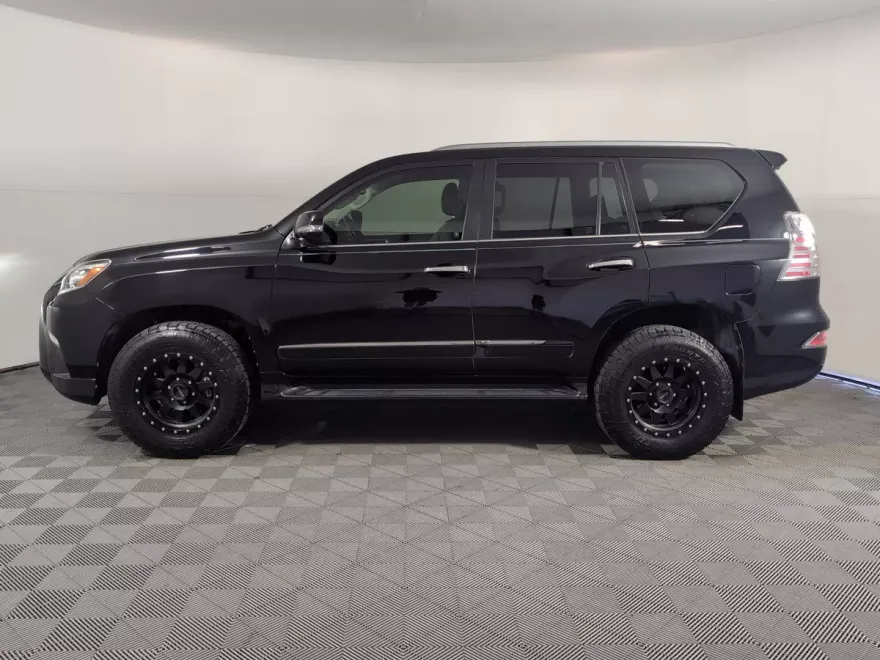 2017 Lexus GX 460 photo 1