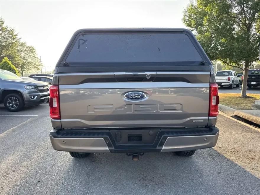 2022 Ford F-150 XLT photo 1