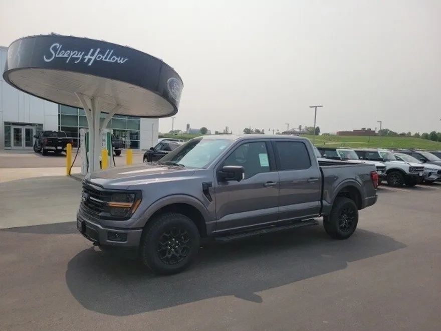 2025 Ford F-150 XLT photo 1