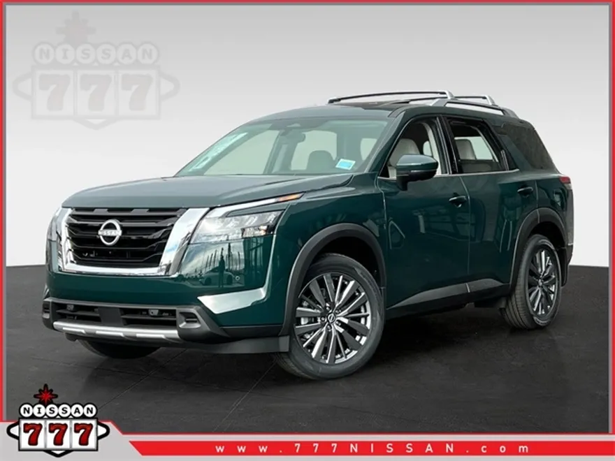 2025 Nissan Pathfinder SL photo 1