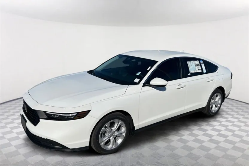 2025 Honda Accord LX photo 1