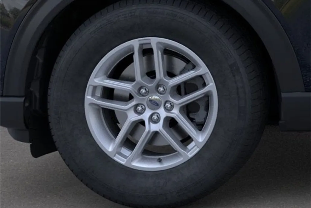 2025 Ford Explorer photo 1
