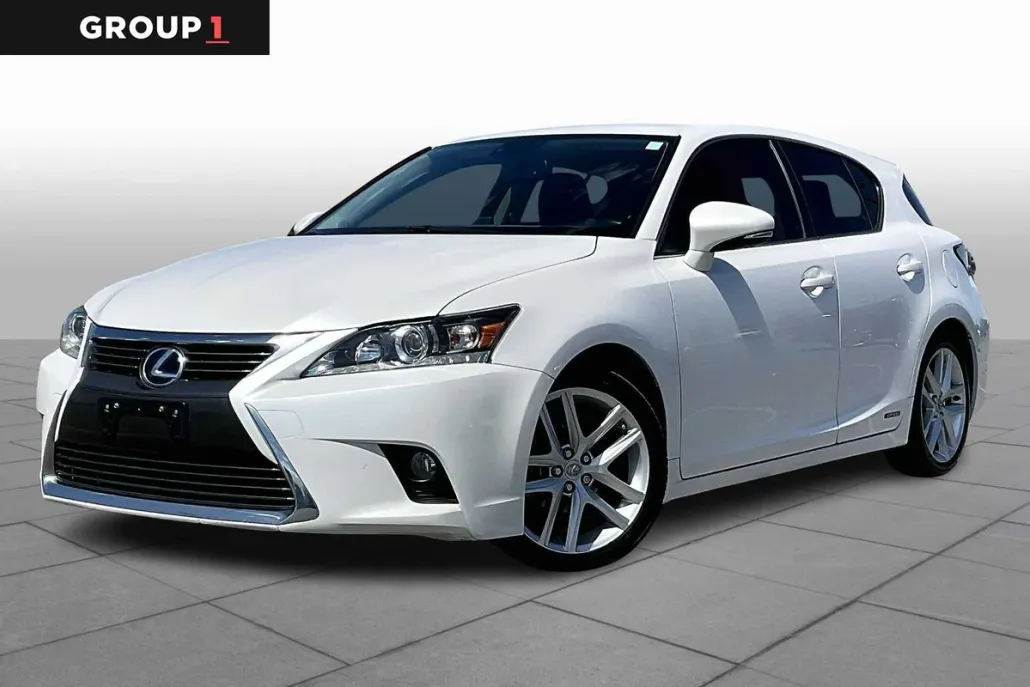 2017 Lexus CT 200h photo 1