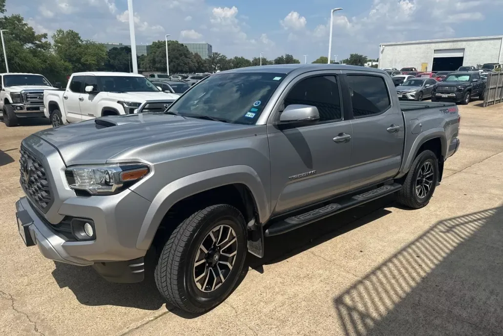 2020 Toyota Tacoma TRD Sport V6 photo 1