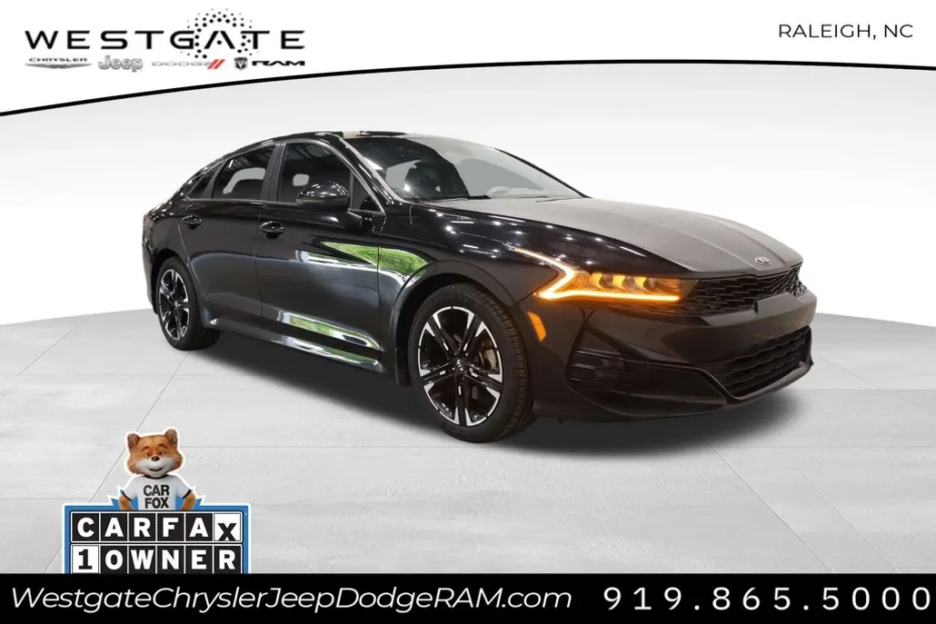 2021 Kia K5 GT-Line photo 1
