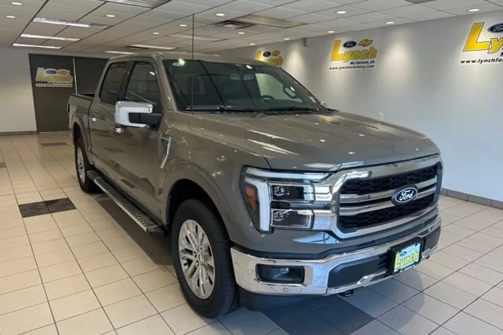 2025 Ford F-150 Lariat photo 1
