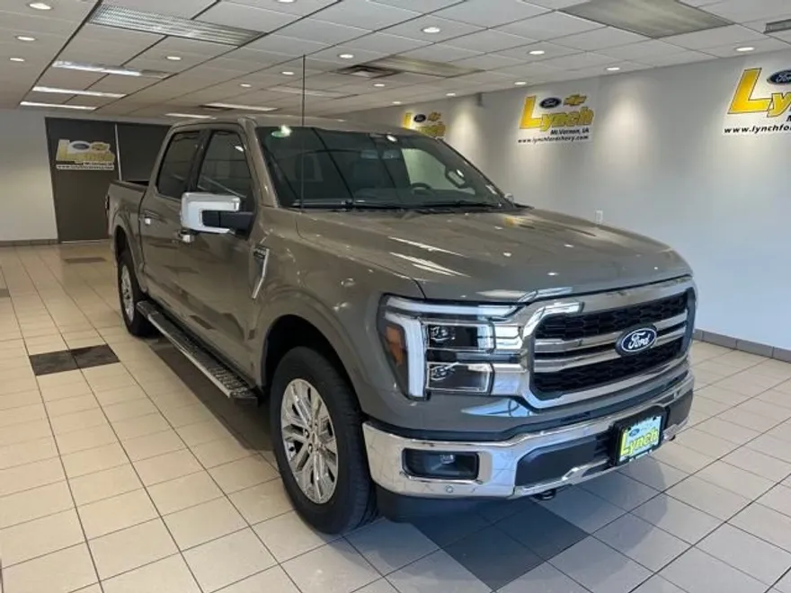 2025 Ford F-150 Lariat photo 1