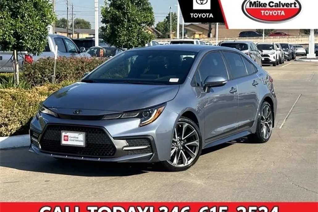 2022 Toyota Corolla SE photo 1
