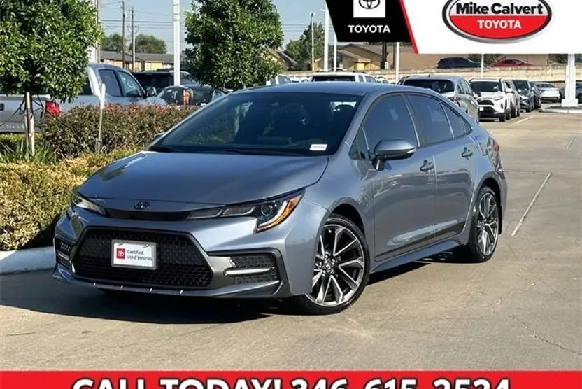 2022 Toyota Corolla SE photo 1
