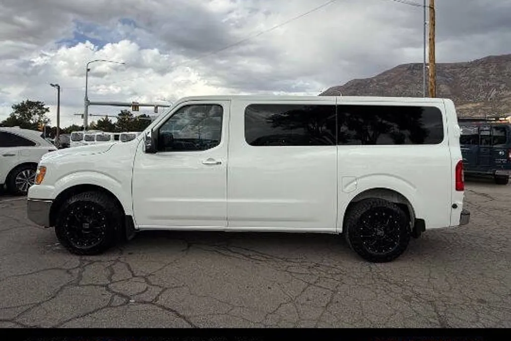 2021 Nissan NV3500 photo 1