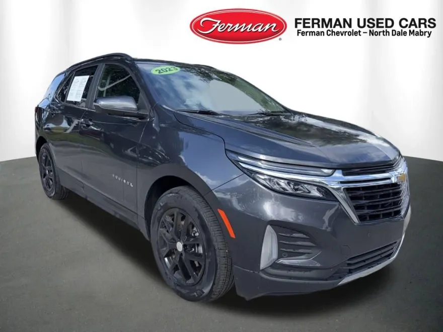 2023 Chevrolet Equinox LT photo 1